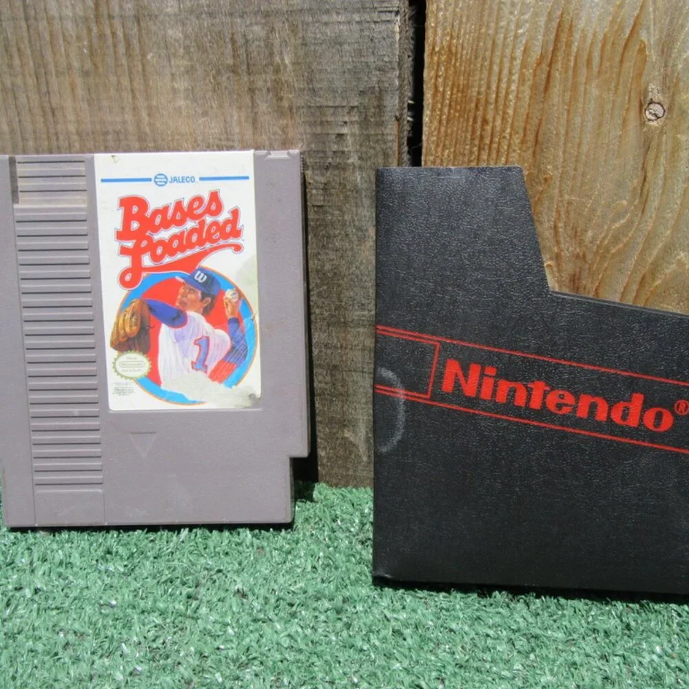 Vintage Nintendo NES-001 Console + Super Mario Bros 3 Duck Hunt Bases Loaded